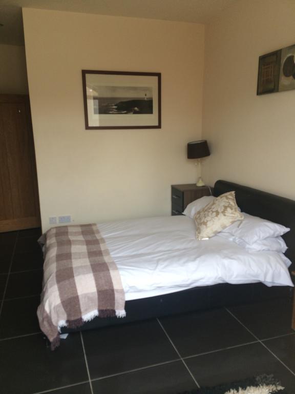 The Old Mill House Bed & Breakfast Падстоу Стая снимка