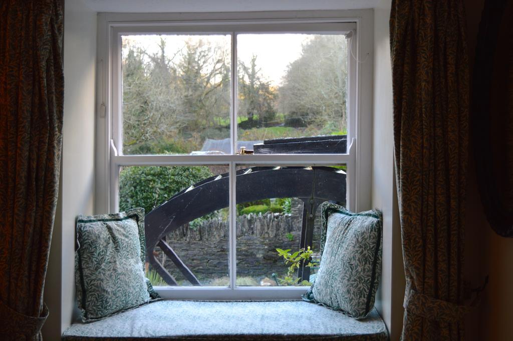 The Old Mill House Bed & Breakfast Падстоу Стая снимка