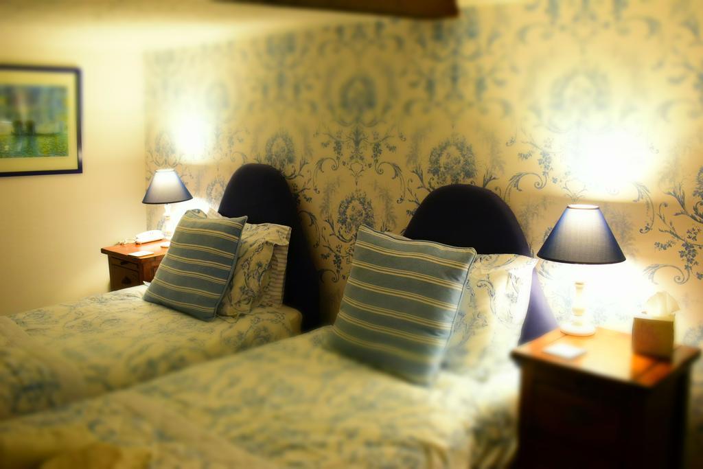 The Old Mill House Bed & Breakfast Падстоу Екстериор снимка